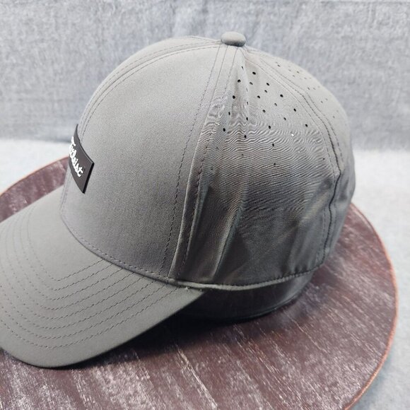 Titleist Gray Performance Golf Cap With Adjustable Strap & Perforated Design - Picture 2 of 12
